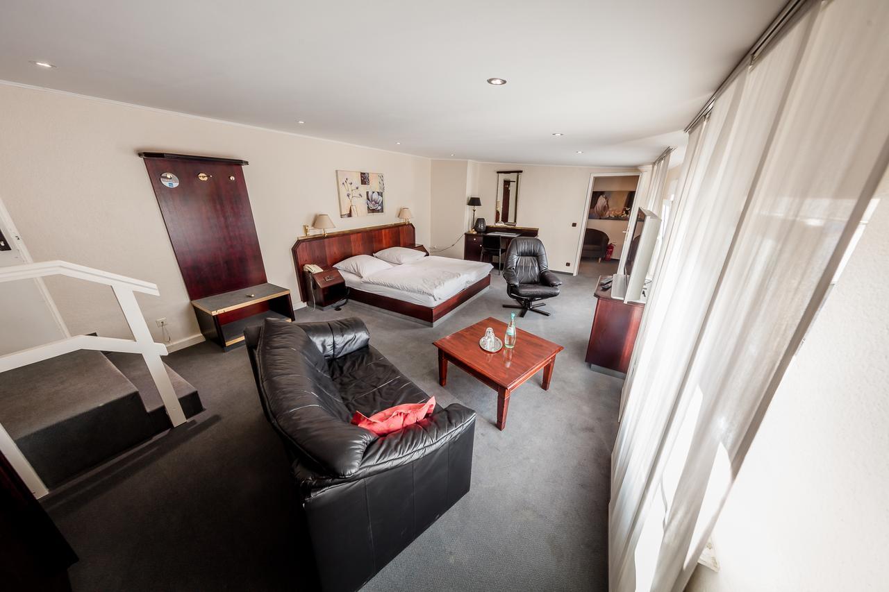 Hotel Meyer Μπεργκχάιμ Εξωτερικό φωτογραφία